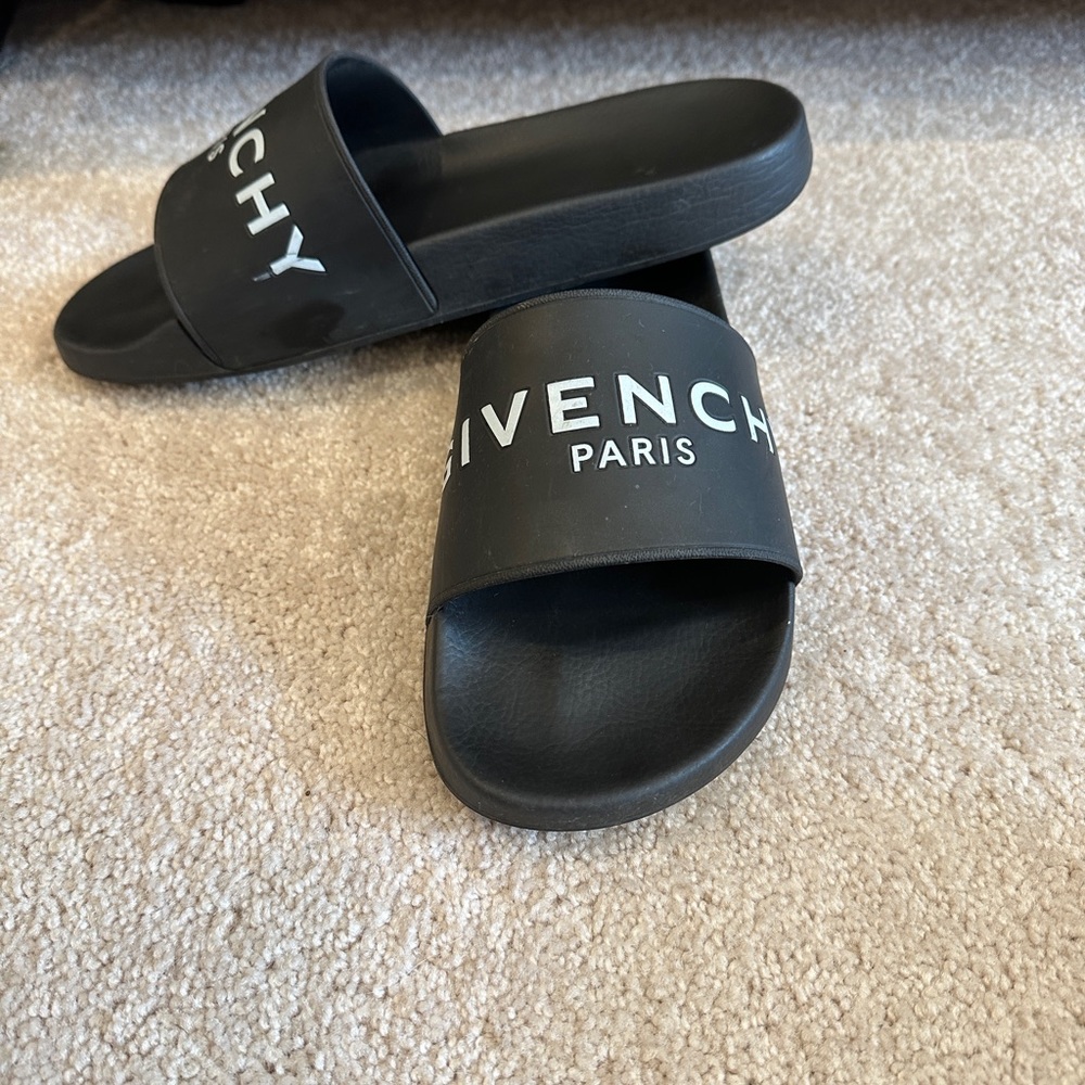 Givenchy Flat Sandal Slide